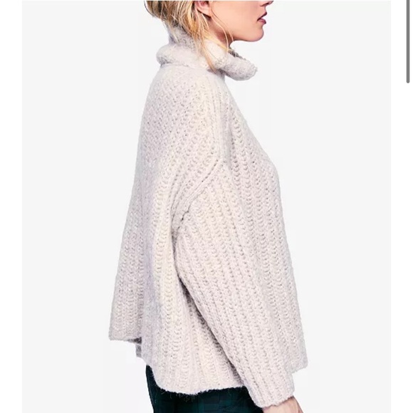 New w Tag: Free People Fluffy Fox Sweater. Size Large - Picture 12 of 15